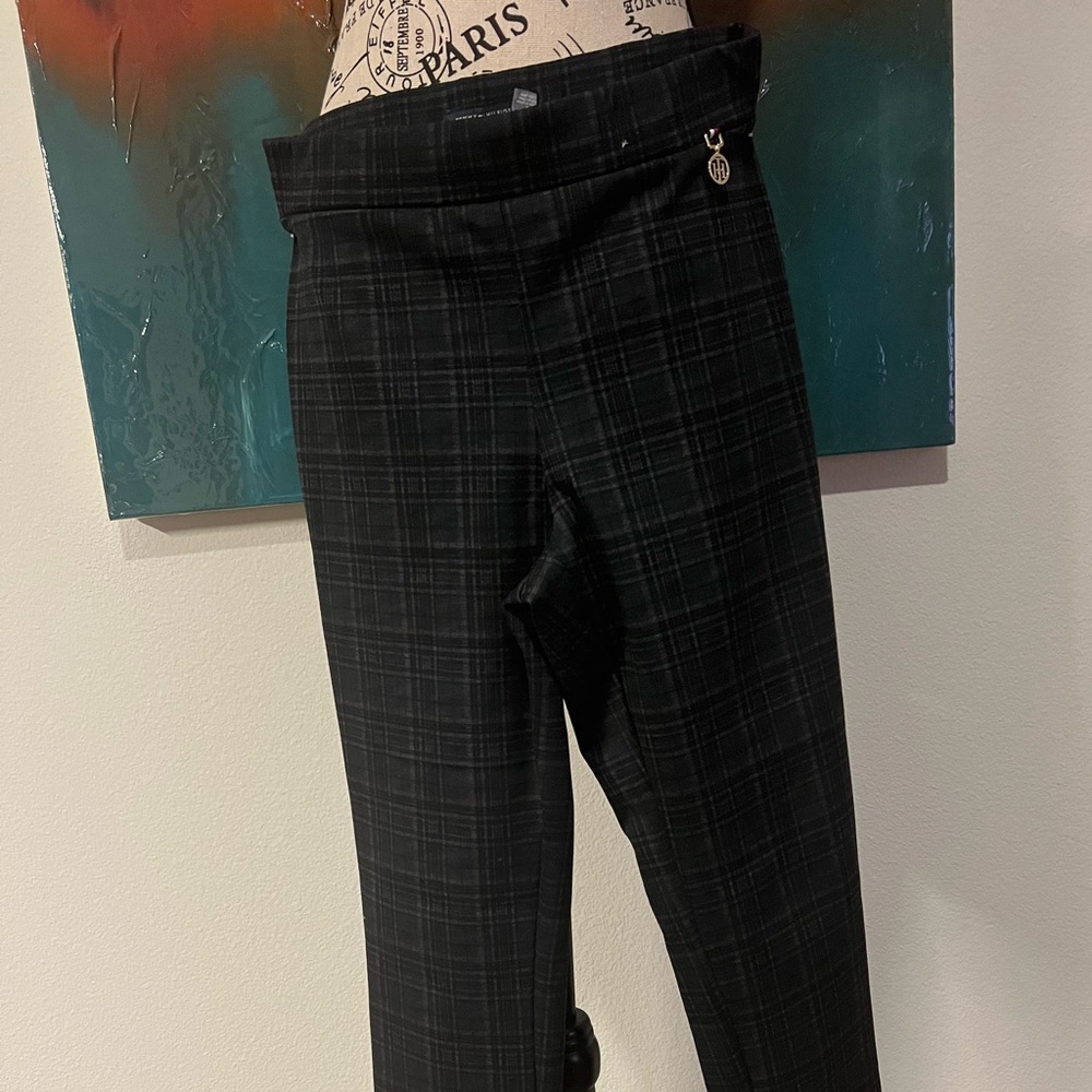 Tommy Hifiger Plaid Pants